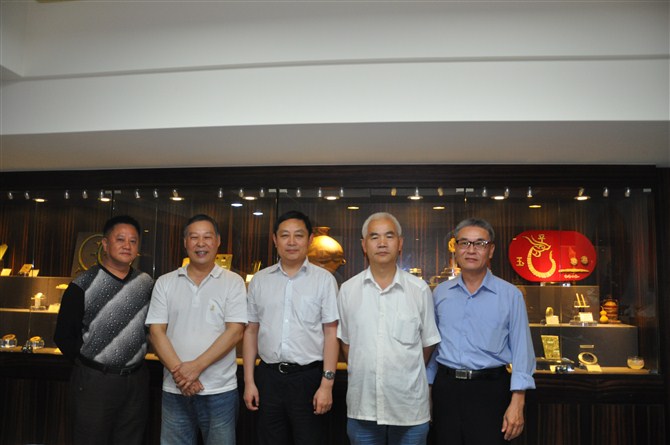 2012年10月12日刘厚林率团